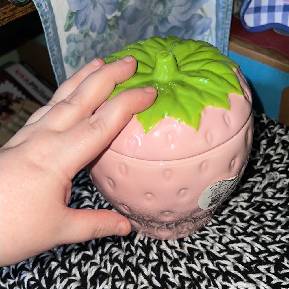 Pink Strawberry Ceramic Container - Picture 7 of 7